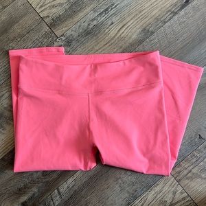 FABLETICS CROPPED LEGGINGS